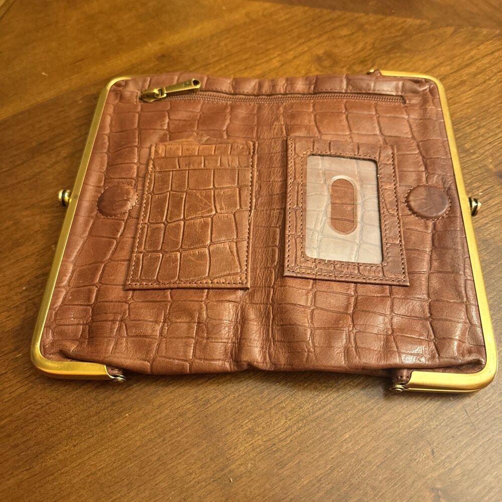 Hobo International Lauren Clutch Wallet Gold - Picture 5 of 10